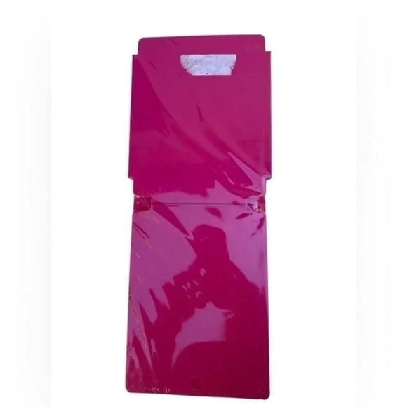 Children’s Clothing Folder Easy Fast Quick Laundry Folding Board New in Package - Picture 2 of 2